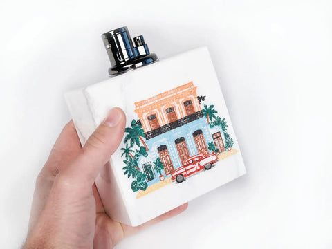 La Casona Limited Edition table lighter, White Carrara marble detail