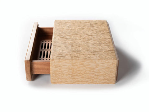Exotic Tamo wood veneer on Diamond Humidor Small, elegant Italian design