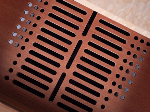 Handcrafted Diamond Humidor Small in rare Tamo wood by Litolite