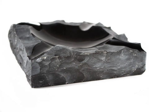 Luxury ashtray in Nero Belgium marble – Italian craftsmanship
